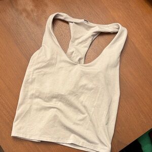 Vuori Cream Racerback Crop Tank